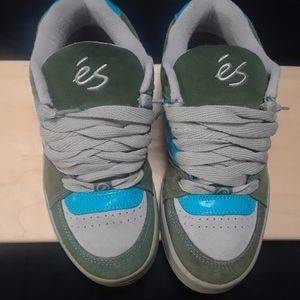 Es accel 3g green/grey/blue size 8.5 barely worn